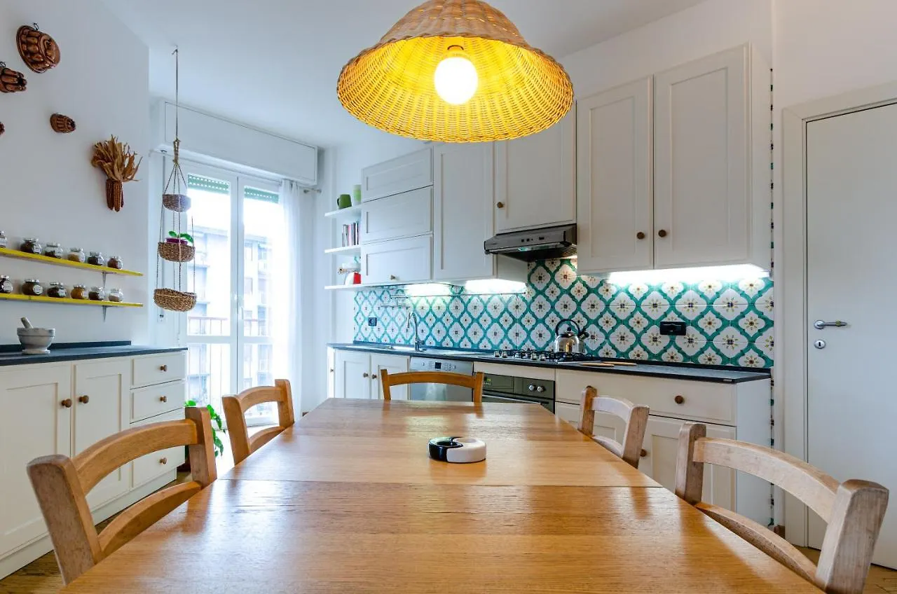 Apartment Arcus Pacis - Large Central Flat Milan Italy